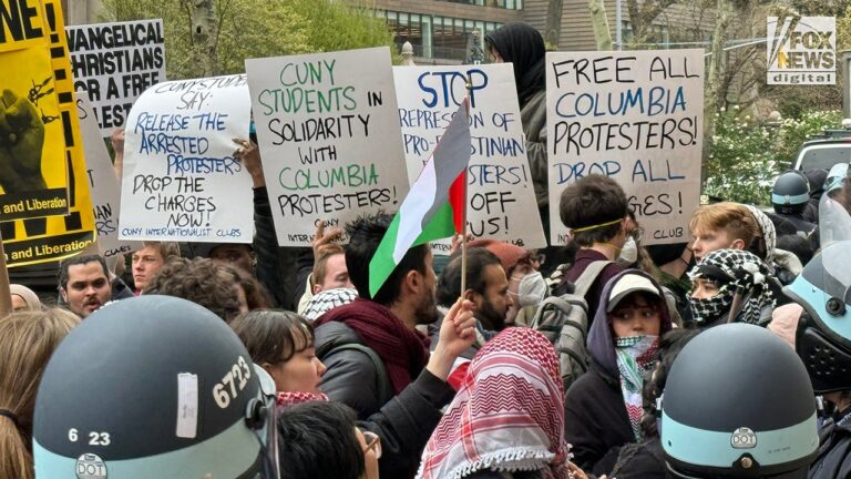 Columbia University Nypd Israel Palestine Protests Nyc 34 1.jpg