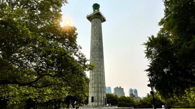 Prison Ships Monument With Sun 5 23.jpg