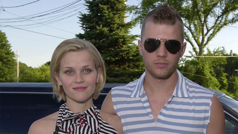 Reese Witherspoon And Ryan Phillippe Thumb.jpg