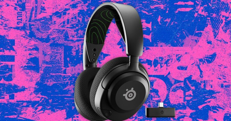 Steelseries20arctis20nova205x20wireless20gaming20headset20abstract20background2007202420source20amazon.jpg